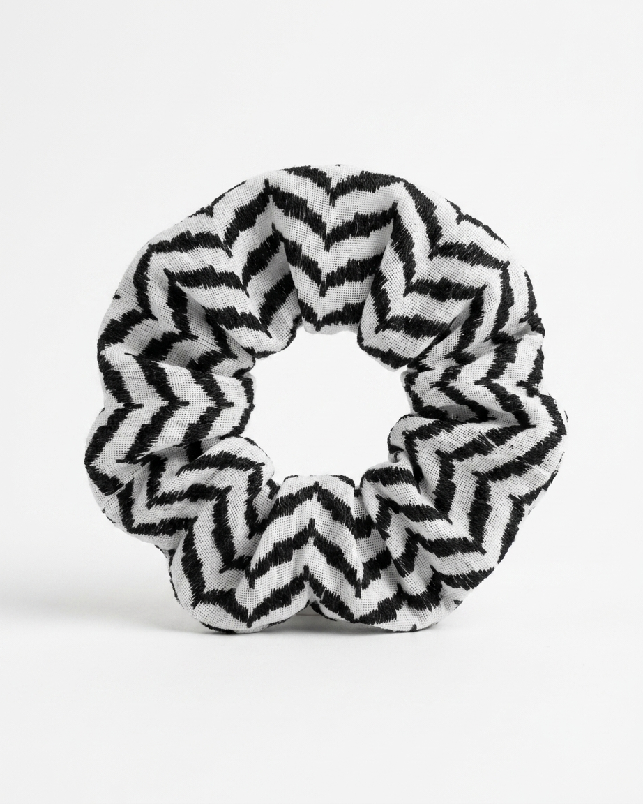 Keffiyeh Scrunchie